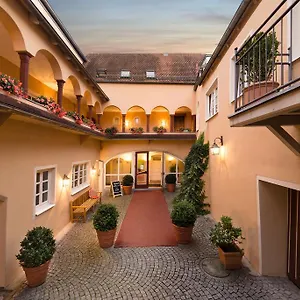 hotel-munchner-hof.com-bavaria.com/
